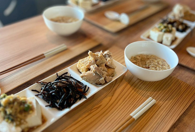 地元豆腐店とコラボした精進料理 class=